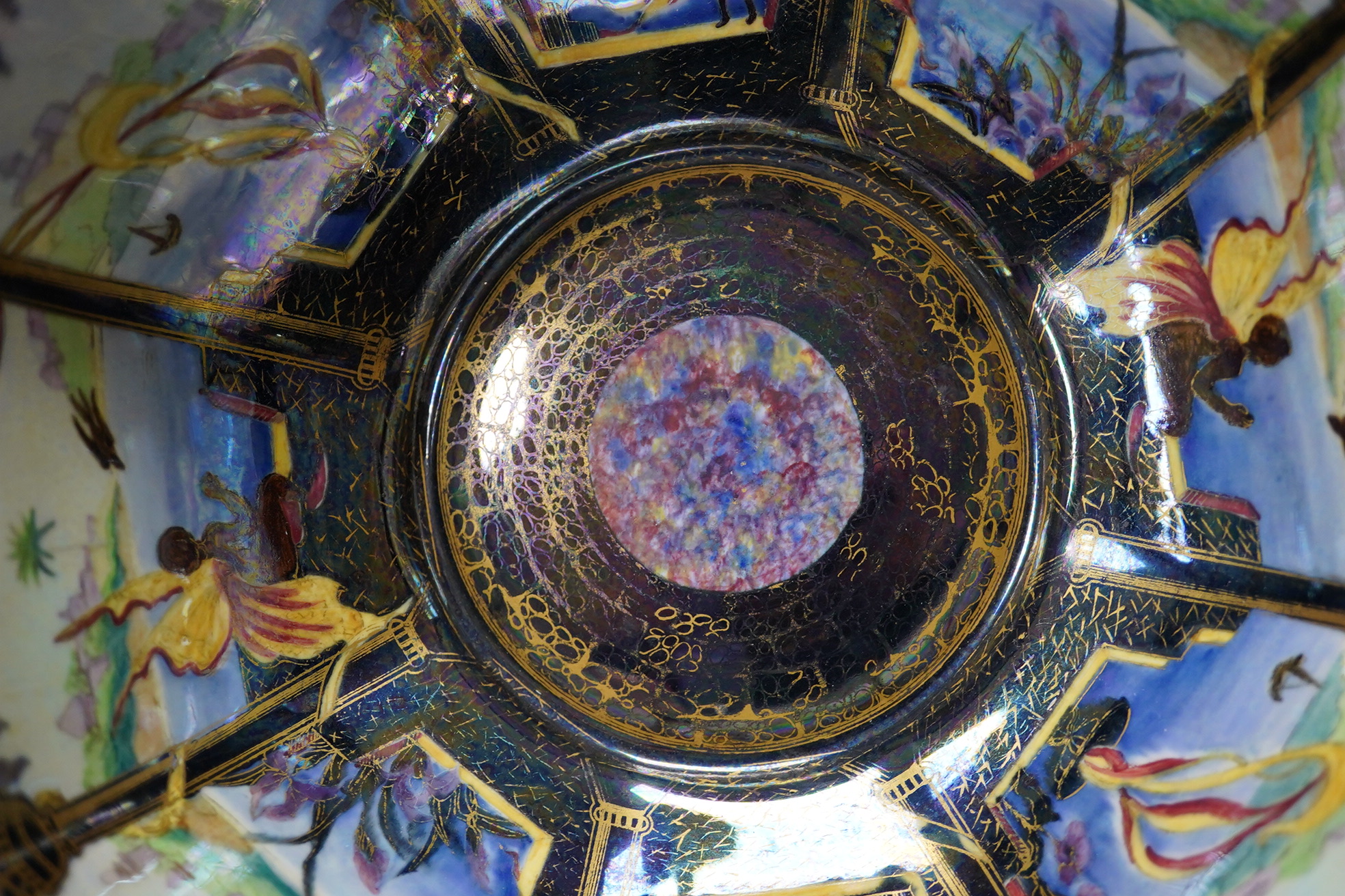 A Wedgwood fairyland lustre Moorish octagonal bowl, designed by Daisy Makeig Jones, 21cm wide. Condition – slight wear to gilding in the centre, otherwise in good condition with no restoration, chips or cracks detected